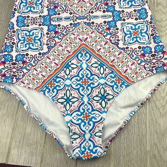 Women's Halter Neck Boho Keyhole One-Piece Swimsuit 2XL - Picture 5 of 11